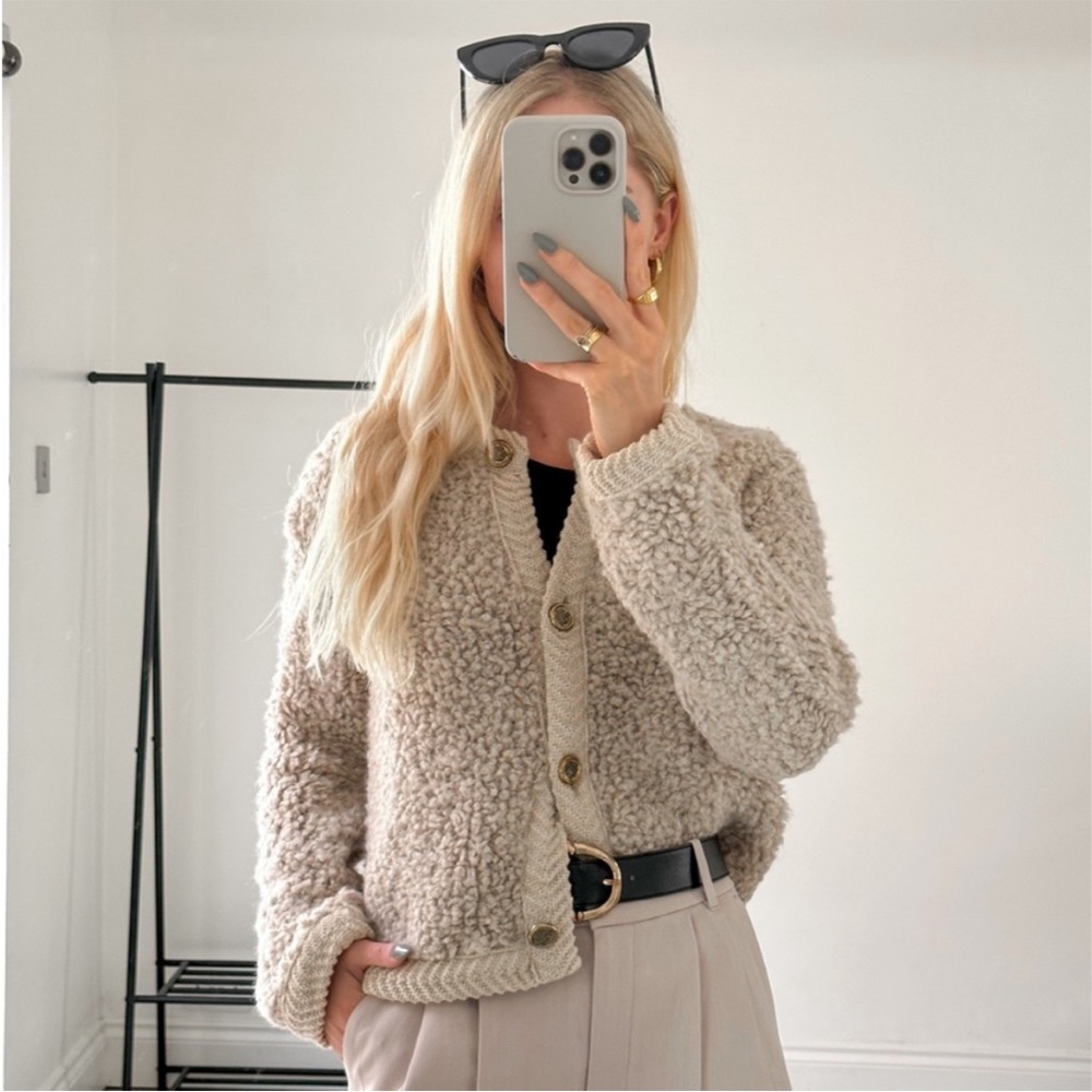 Massimo dutti boucle knit cardigan sweater NWT Pls check out my acct on Mer-cari
